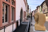 Karlstadt im unterfränkischen Landkreis Main-Spessart ist eine der bayernweit zehn Kommunen, die sich erfolgreich für die Teilnahme am Modellprojekt „Smarte Gemeinde“ bewarben. Hier ein Blick in die Hauptstraße vom neuen Stadtmuseum aus.