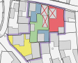 Die fünf beteiligten Grundstücke von vier Eigentümern sind verschiedenfarbig angelegt. Drei wegfallende Gebäude sind ausgekreuzt.
